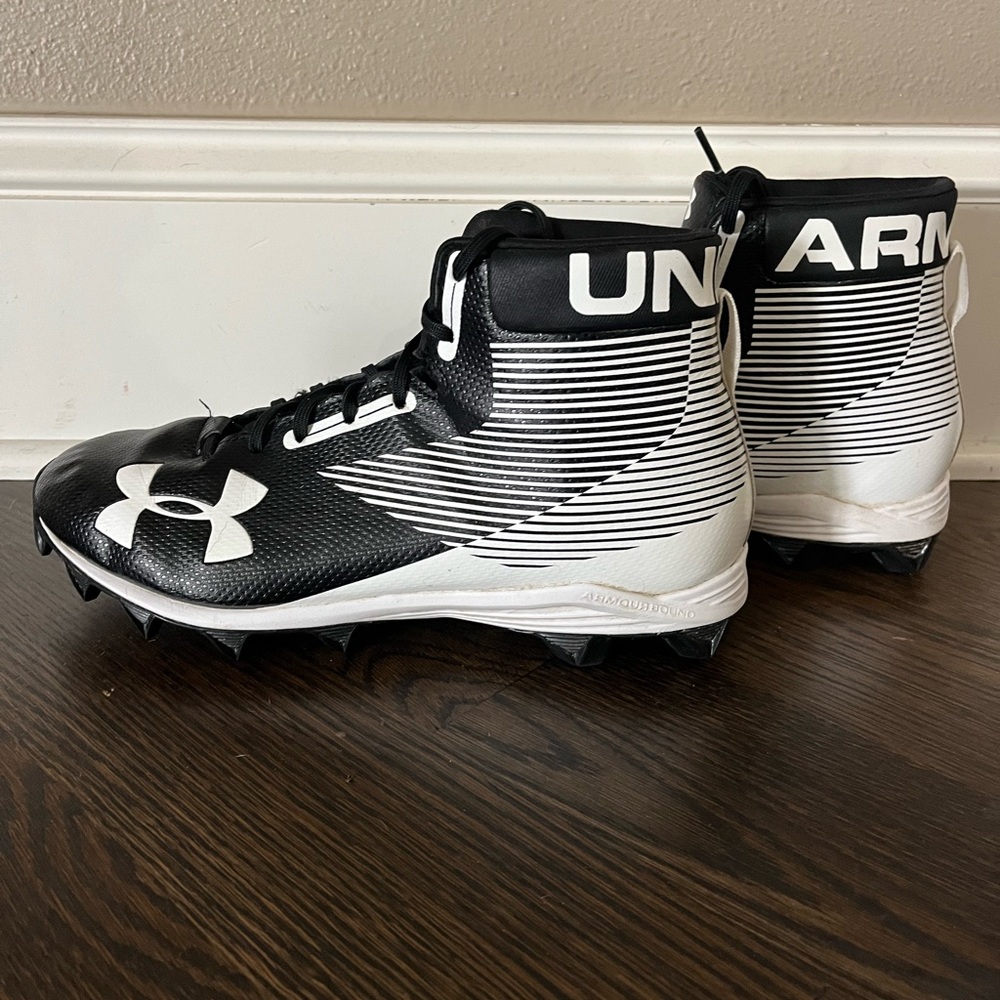 Under Armour football cleats men’s 10 hightop